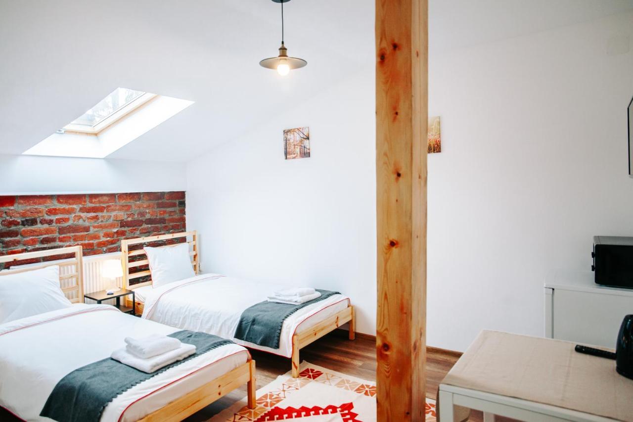 Kali Host Home Away From Home Targu Mures Exterior foto