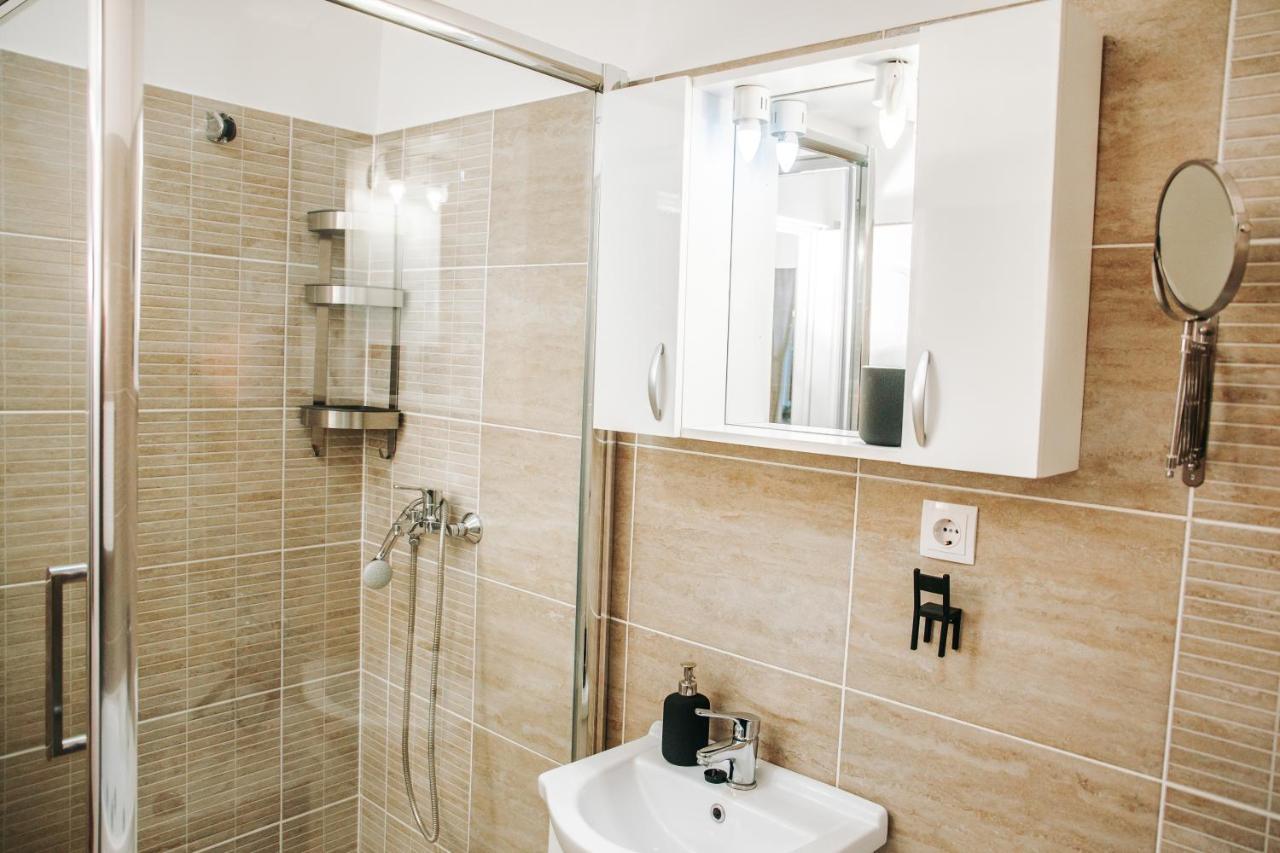 Kali Host Home Away From Home Targu Mures Exterior foto