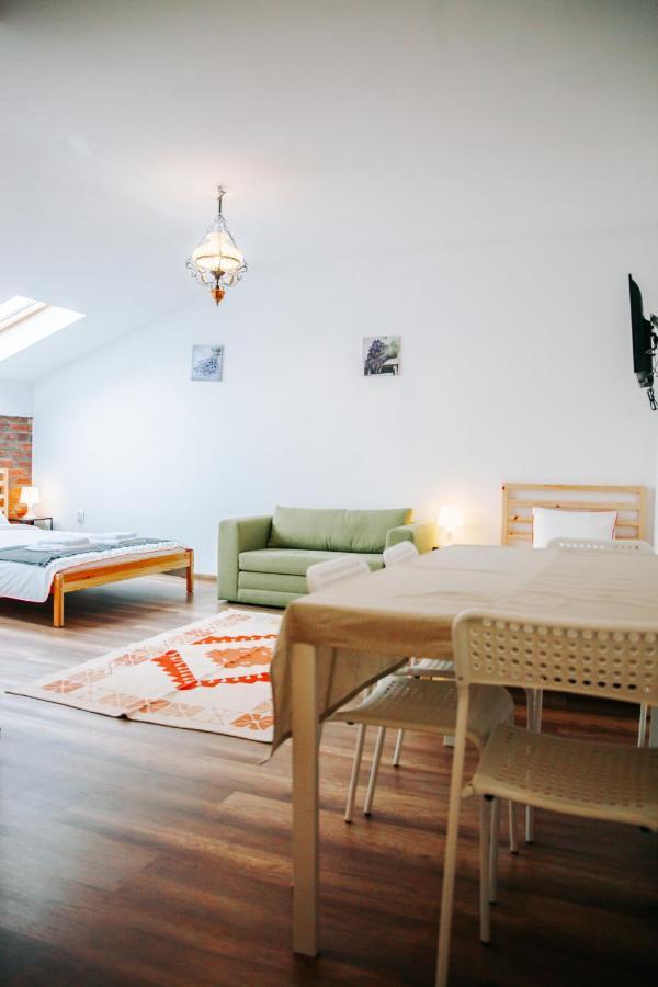 Kali Host Home Away From Home Targu Mures Exterior foto
